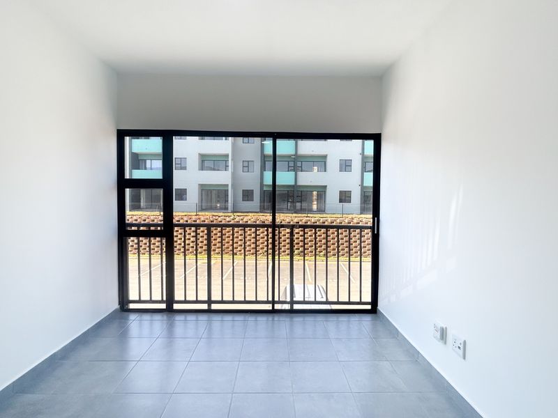 Furnished Studio Apartment | Prime Resale Opportunity in Sheffield Hills - Photo 7