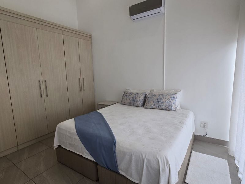 Charming 3-Bedroom Family Home for Rent in Palm Lakes Estate - Photo 7