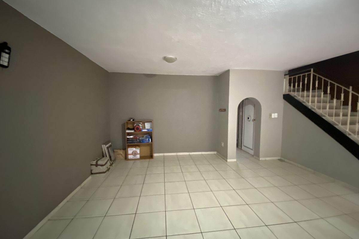 2 Bedroom Duplex For Sale Boksburg South - Photo 5