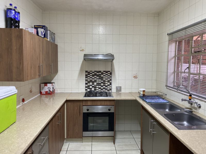 2 Bedroom Duplex For Sale Boksburg South - Photo 2