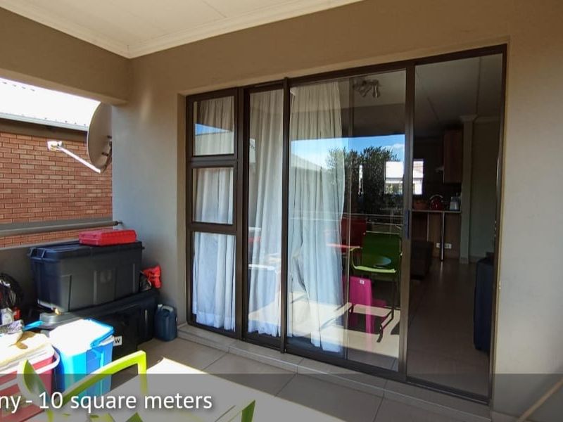 Modern 2-Bedroom Apartment with Balcony – Prime Location - Photo 10