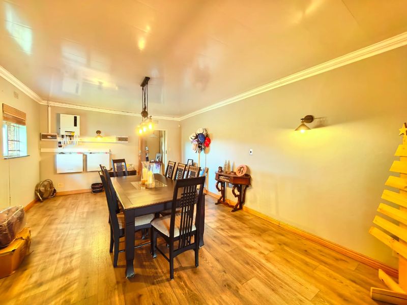 Spacious family house for sale in Vaalpark on a large corner stand, walking distance to schools. - Photo 7