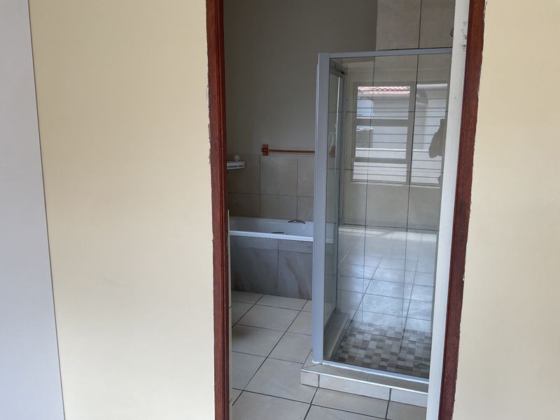 Freehold For Sale In Midrand - Photo 8