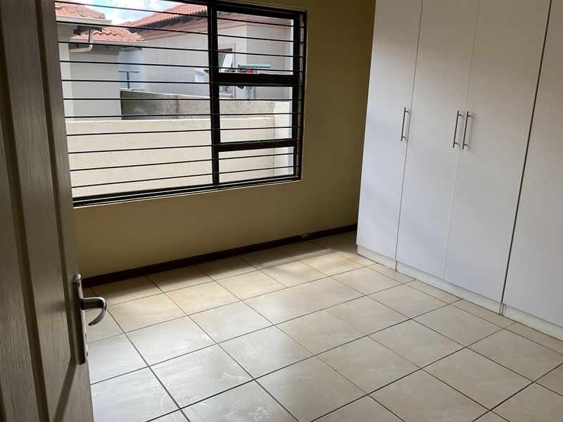 Freehold For Sale In Midrand - Photo 9
