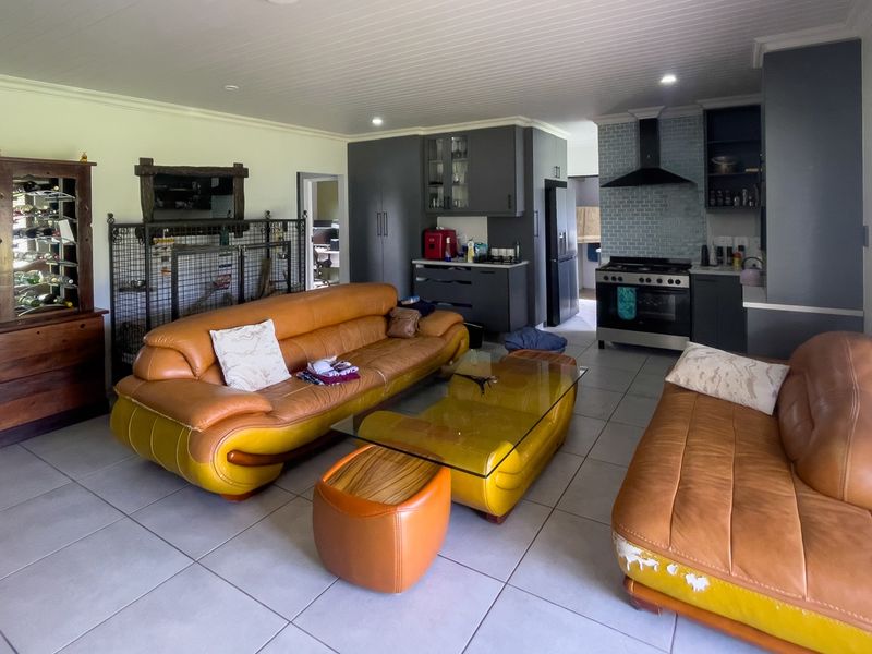 Large Flat stand near Klein Brak River - Photo 5