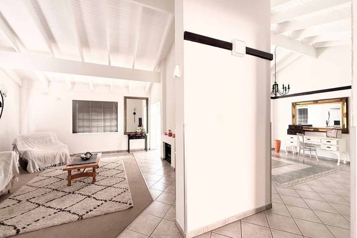 Business Opportunity at 25 Victoria street - Photo 2