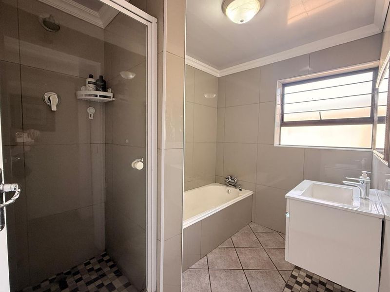 Business Opportunity at 25 Victoria street - Photo 6