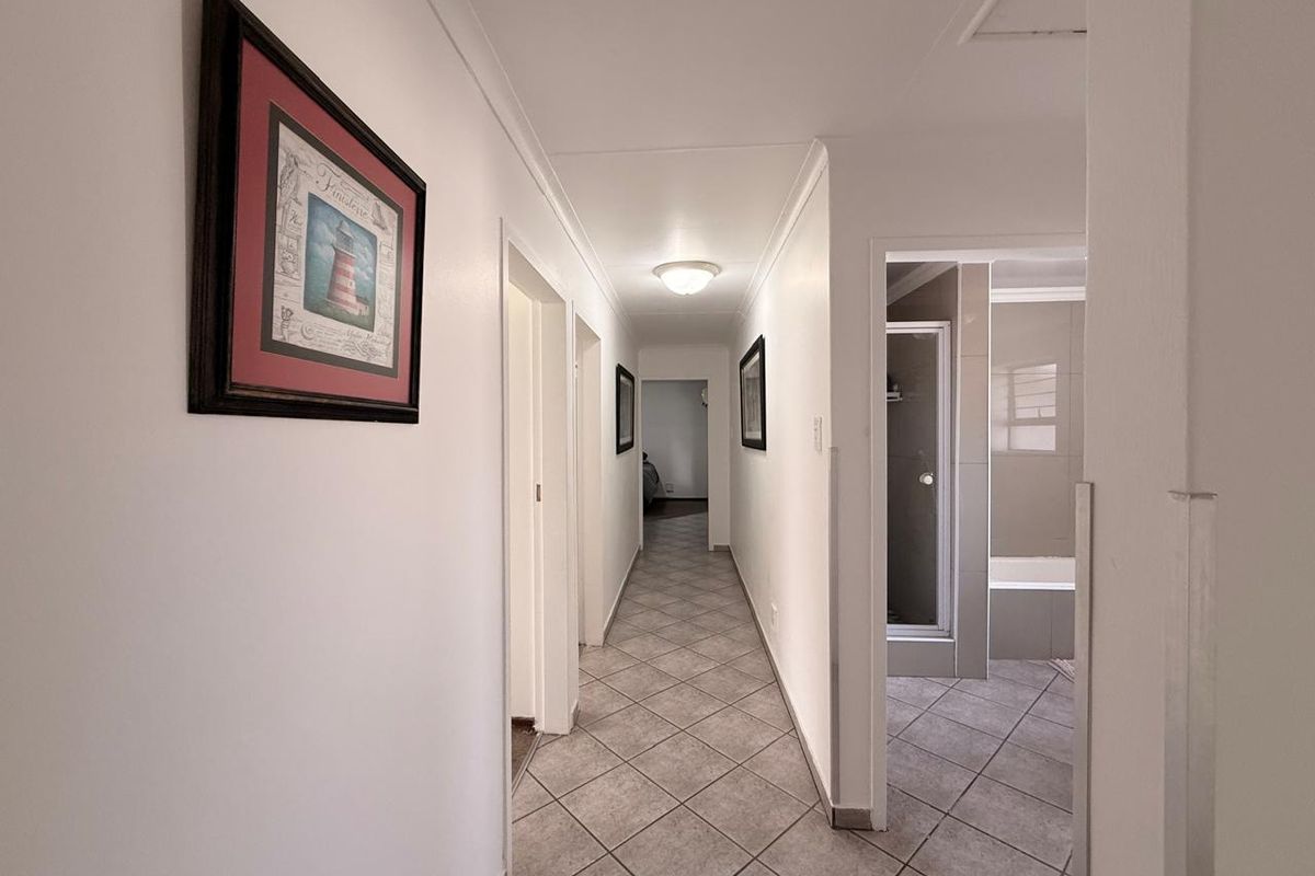 Business Opportunity at 25 Victoria street - Photo 3