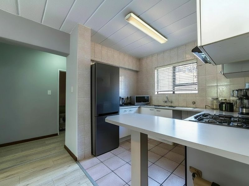 Want Space Without the Fuss? - Photo 4