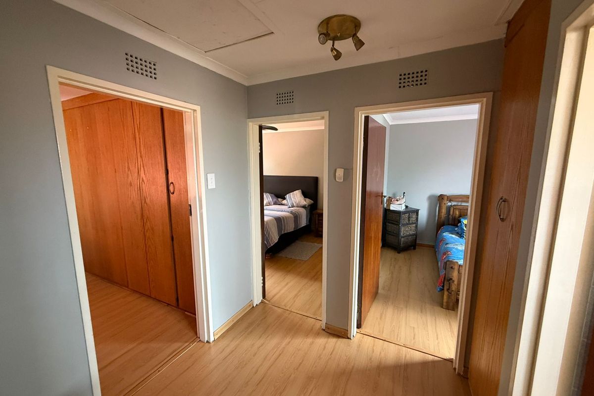 Looking for a comfortable, low-maintenance home in a great area? - Photo 5