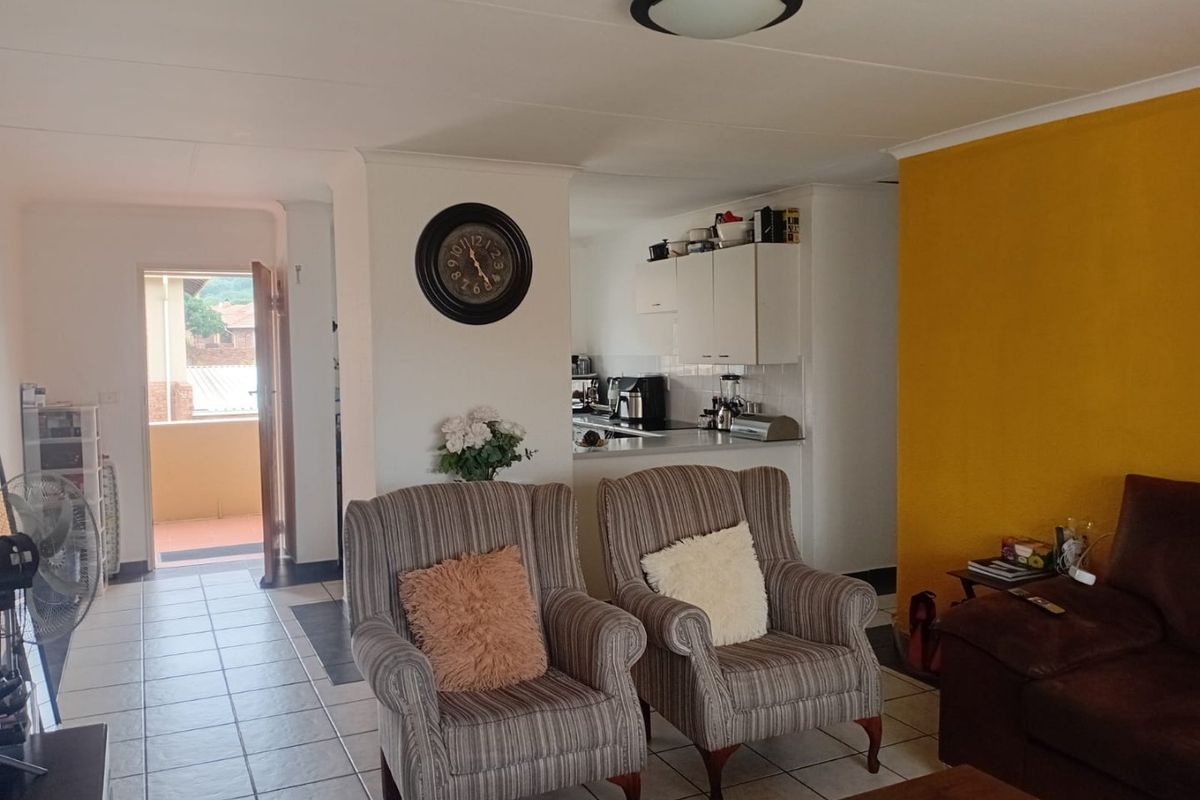 Lovely 3 Bedroom Apartment for sale! - Photo 4