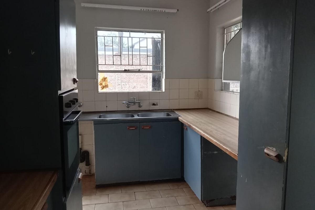 Secluded Corner House – Elandspark - Photo 4