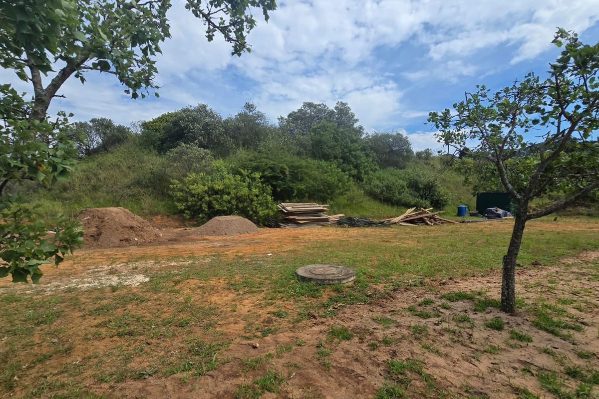 VACANT STAND IN SALT ROCK – NO TRANSFER DUTIES - Photo 2