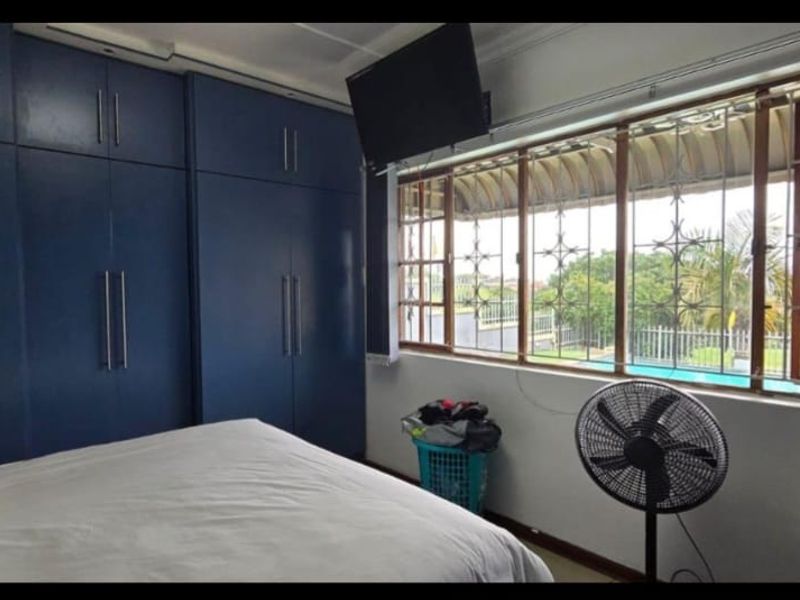 The Ultimate Family Residence - Photo 7