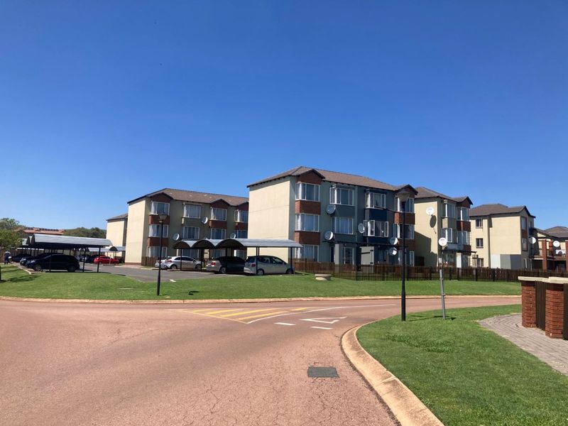 2 Bedroom 1 Bathroom family home FOR SALE! - Photo 2