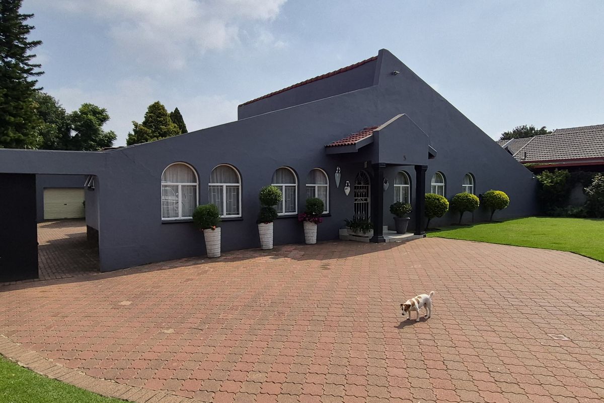 Family living in popular del Judor extension. - Photo 2