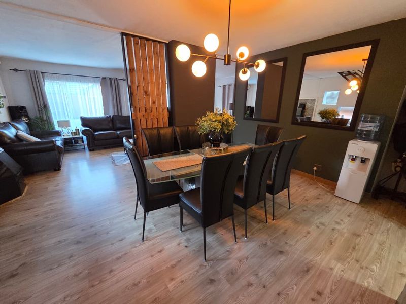 Stunning family home for sale in Montana Park! - Photo 7