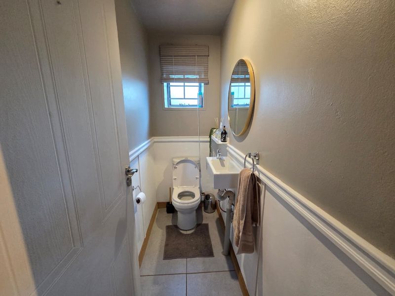 Stunning family home for sale in Montana Park! - Photo 6