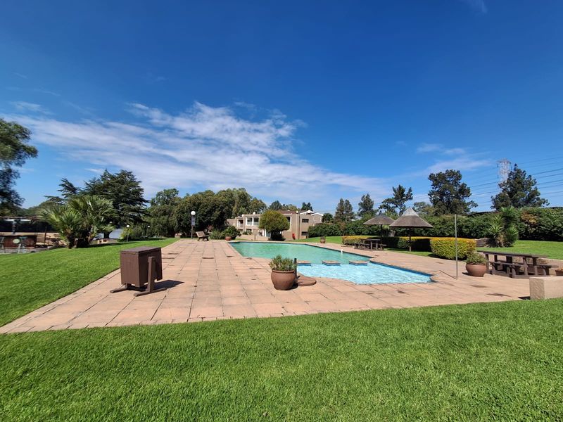 Lifestyle Living in Peacehaven – 2 Bedroom Apartment. - Photo 2