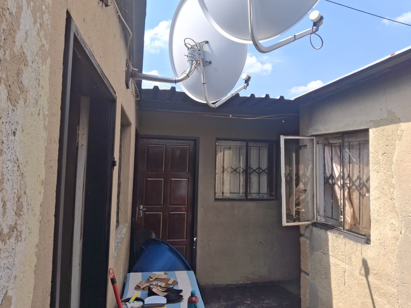 2-Bedroom Home with Investment Potential in Olievenhoutbosch Ext 26 - Photo 6