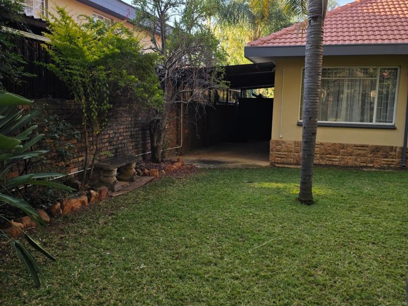 Family Home on Offer: 3 Bedrooms, 2 Bathrooms! - Photo 6