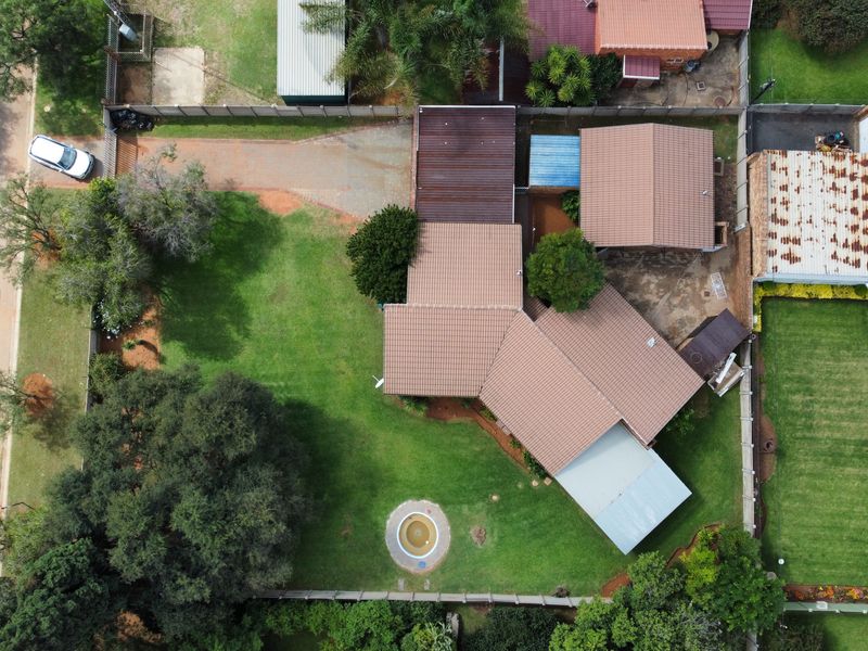 PREMIUM RESIDENTIAL OPPORTUNITY: DUAL-LIVING EXCELLENCE IN REYNO RIDGE - Photo 4