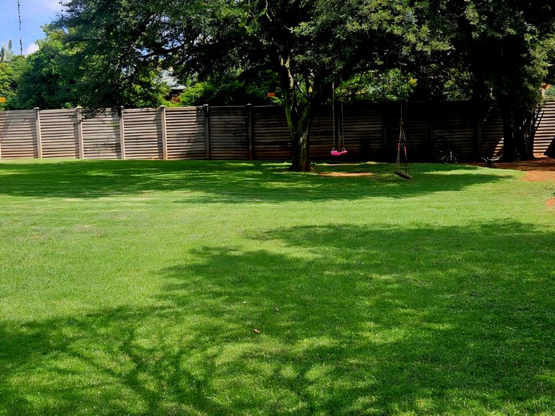 PREMIUM RESIDENTIAL OPPORTUNITY: DUAL-LIVING EXCELLENCE IN REYNO RIDGE - Photo 7