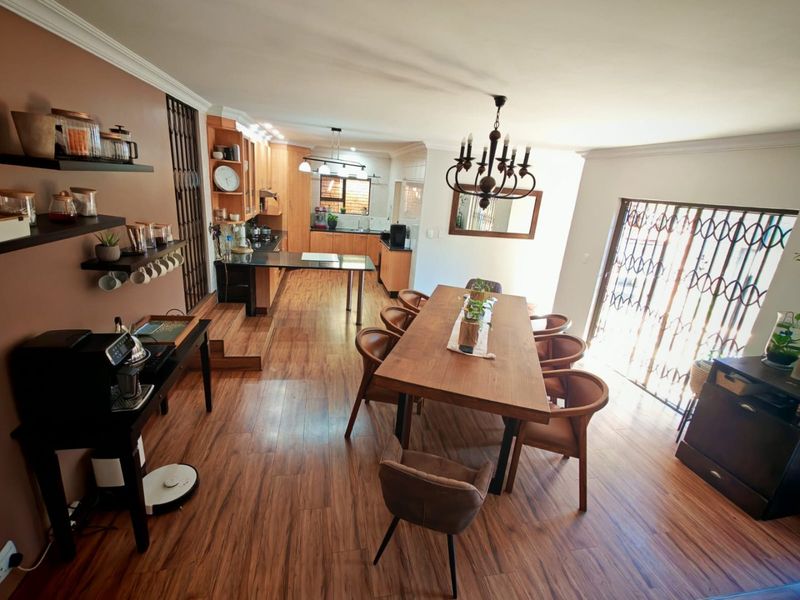 Stunning 3 Bedroom Family Home for Sale! - Photo 6