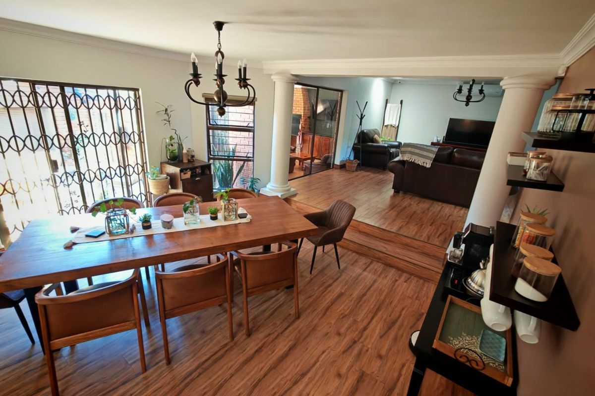 Stunning 3 Bedroom Family Home for Sale! - Photo 5