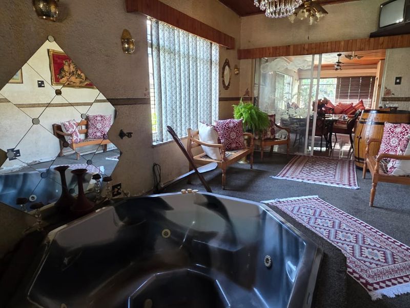 Spacious Family Home with Separate Flatlet in CE2 - Photo 10