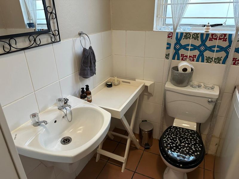 Secure and Quaint ground floor 2-Bed Apartment Ready for Occupation 1st May - Photo 7