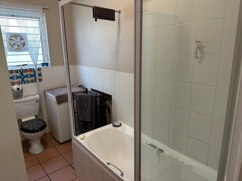 Secure and Quaint ground floor 2-Bed Apartment Ready for Occupation 1st May - Photo 6