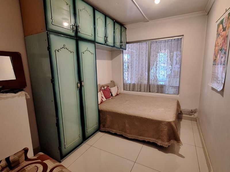 Lovely Area - Photo 3