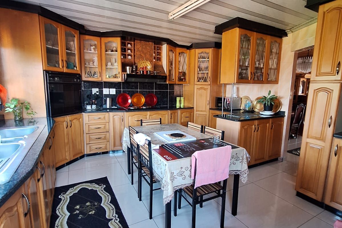 Lovely Area - Photo 4