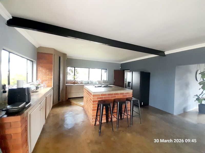 Monthly Income of R9 200 for Vodacom Tower - Chicken Coop - Cold room - Fully Fenced - Pig sties - Photo 2
