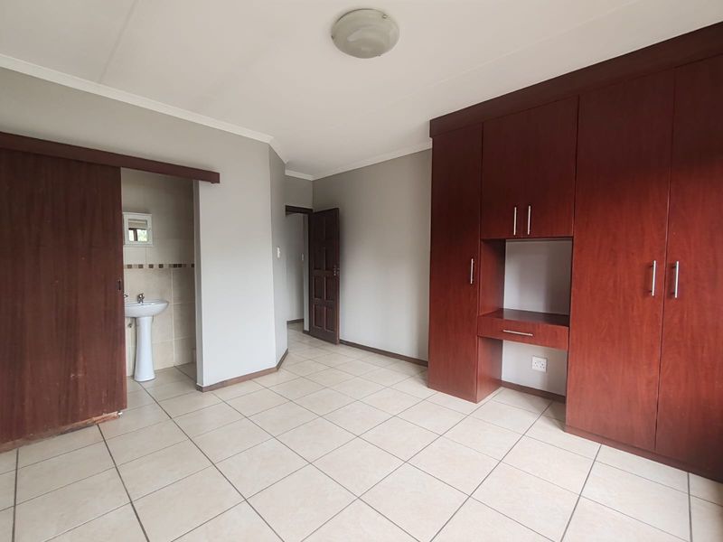 2 Bedroom Apartment to Rent i Kenlaf - Photo 5