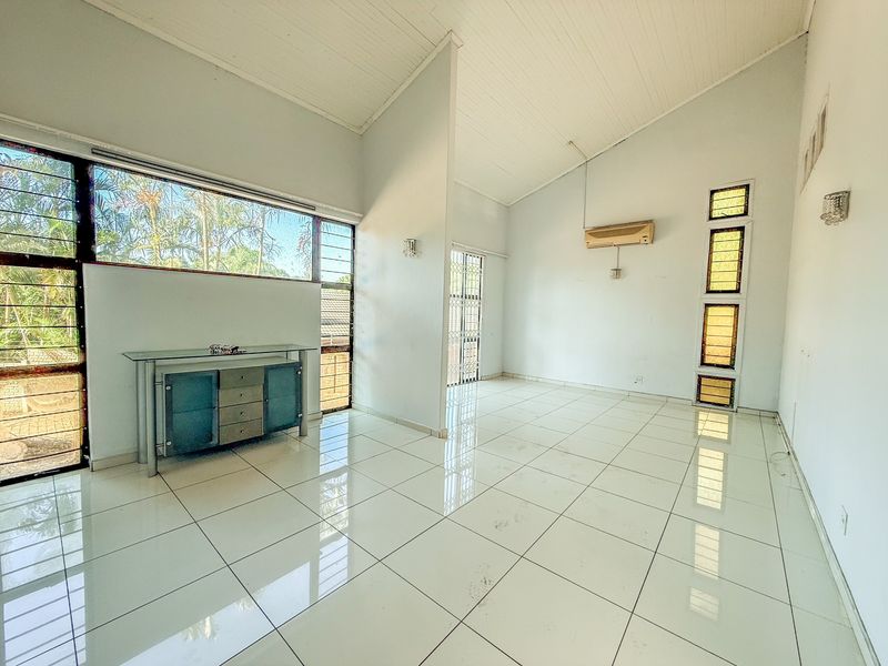 House For Sale In Empangeni - Photo 2