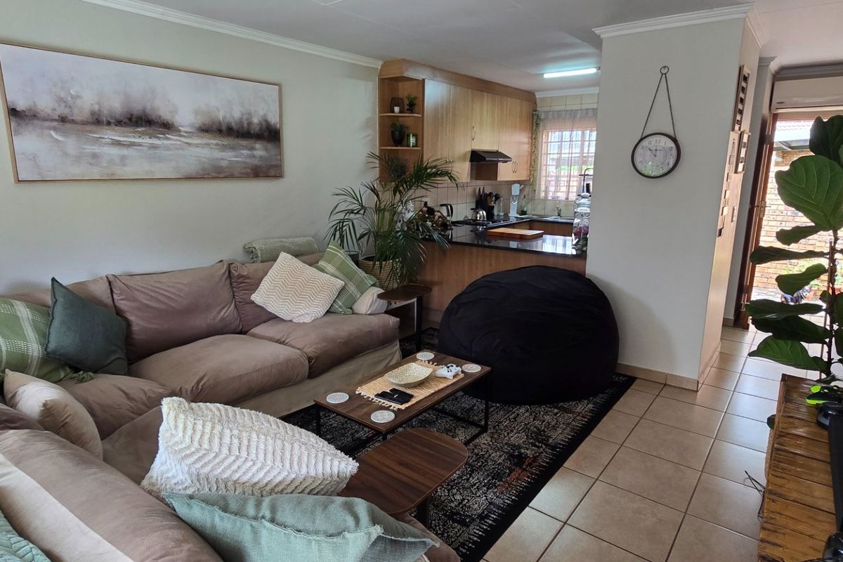 2 Bedroom 2 Bathroom Townhouse on Offer! - Photo 5