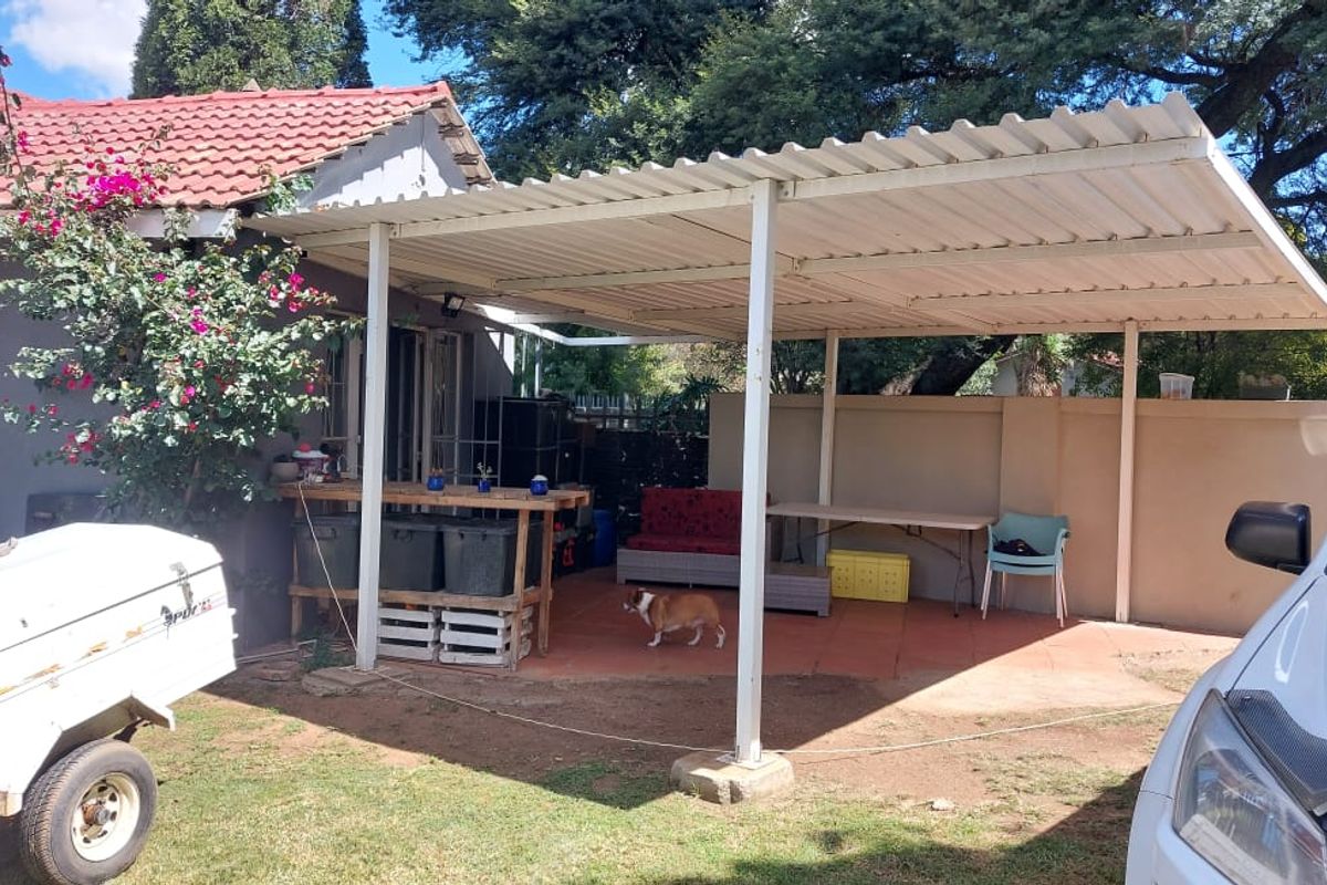 3 Bedroom House to Rent in Dal Fouche Springs - Photo 2