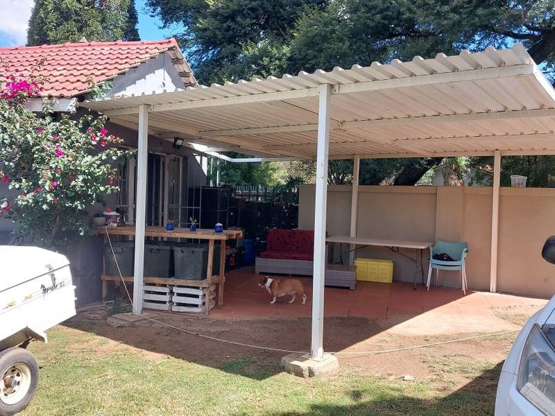 3 Bedroom House to Rent in Dal Fouche Springs - Photo 2