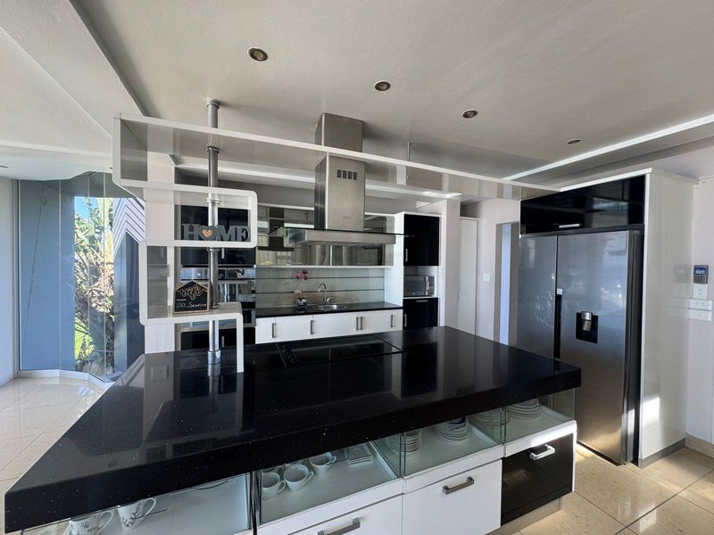 Coastal Luxury Meets Modern Living in Tinley Manor - Photo 4