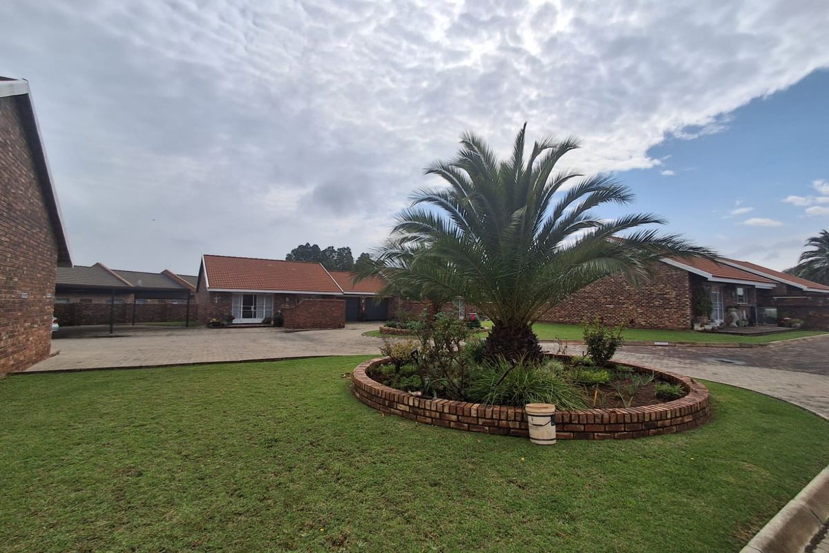 Discover comfort and independence in this beautifully designed Townhouse located in Meyerton. - Photo 3