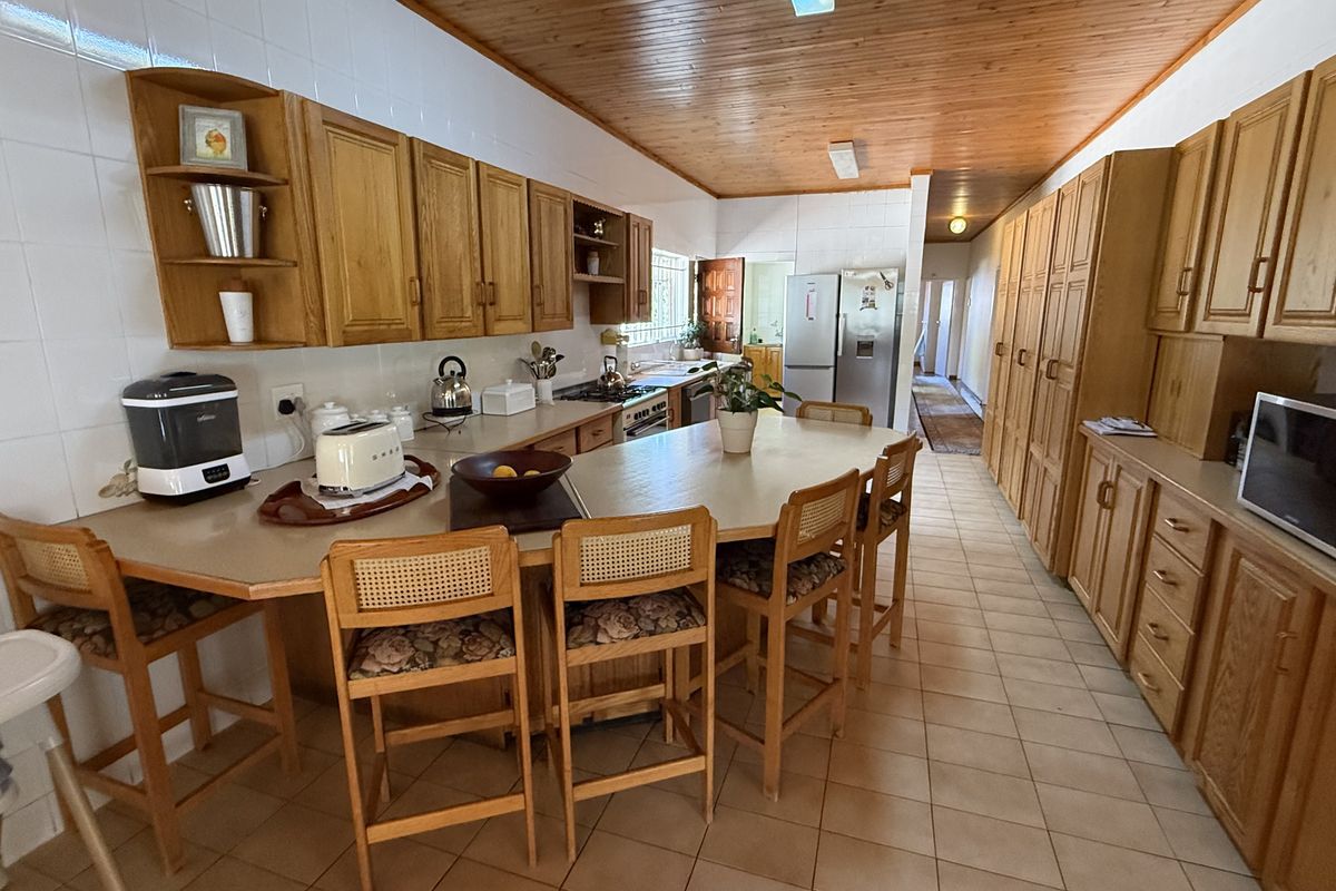 Exclusive Listing , Prime Address in Rietfontein, Pretoria - Photo 2