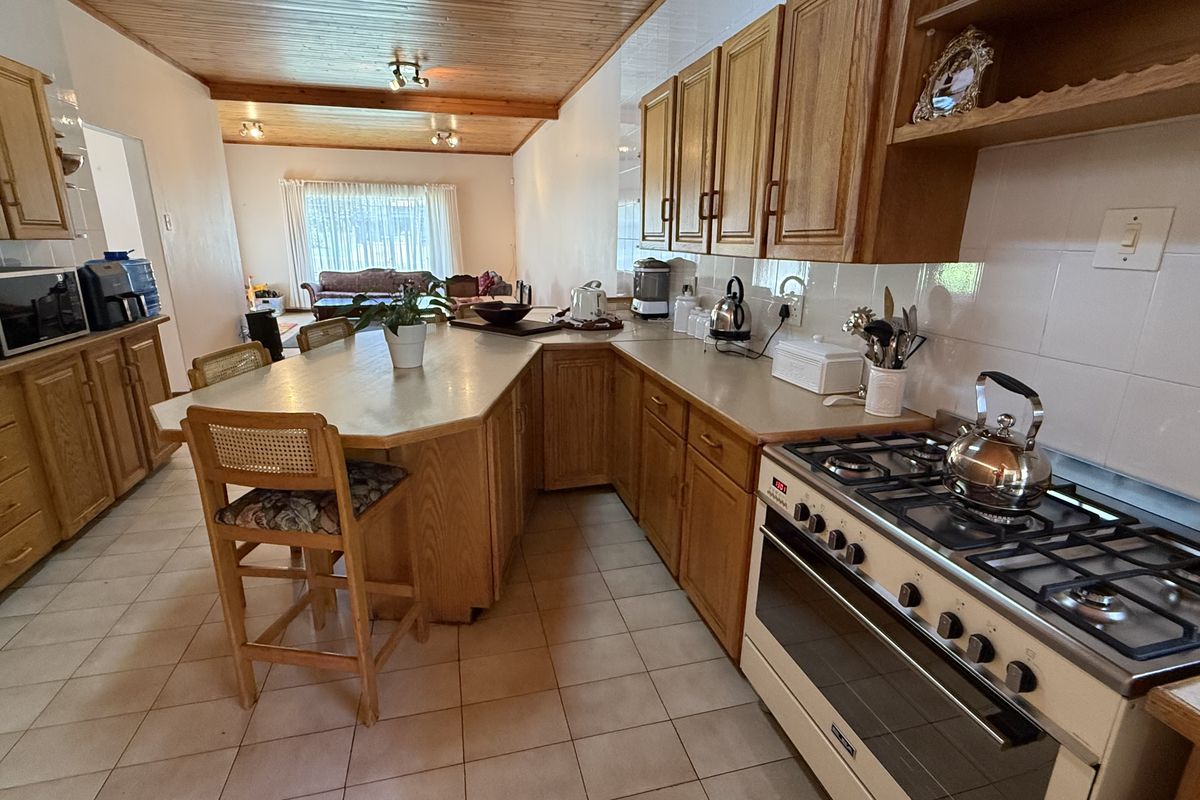 Exclusive Listing , Prime Address in Rietfontein, Pretoria - Photo 3