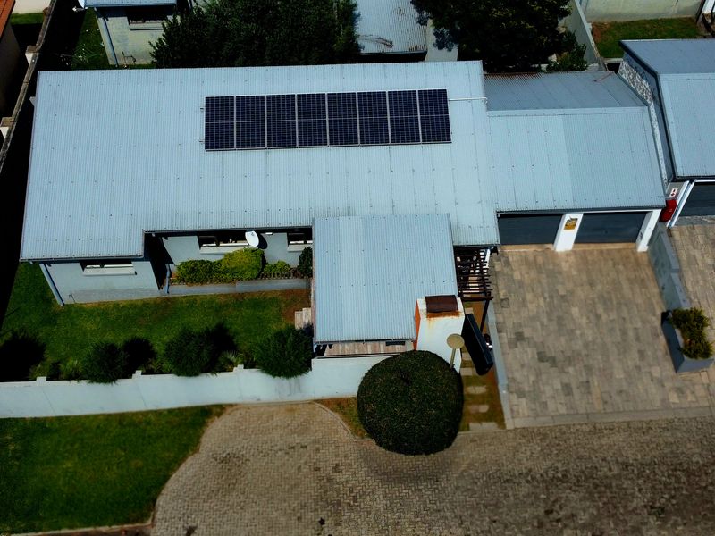 Sophisticated Modern Living: Premier 3-Bedroom Residence in Ben Fleur - Photo 2