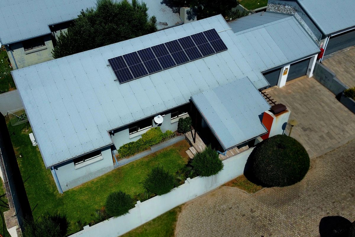 Sophisticated Modern Living: Premier 3-Bedroom Residence in Ben Fleur - Photo 3