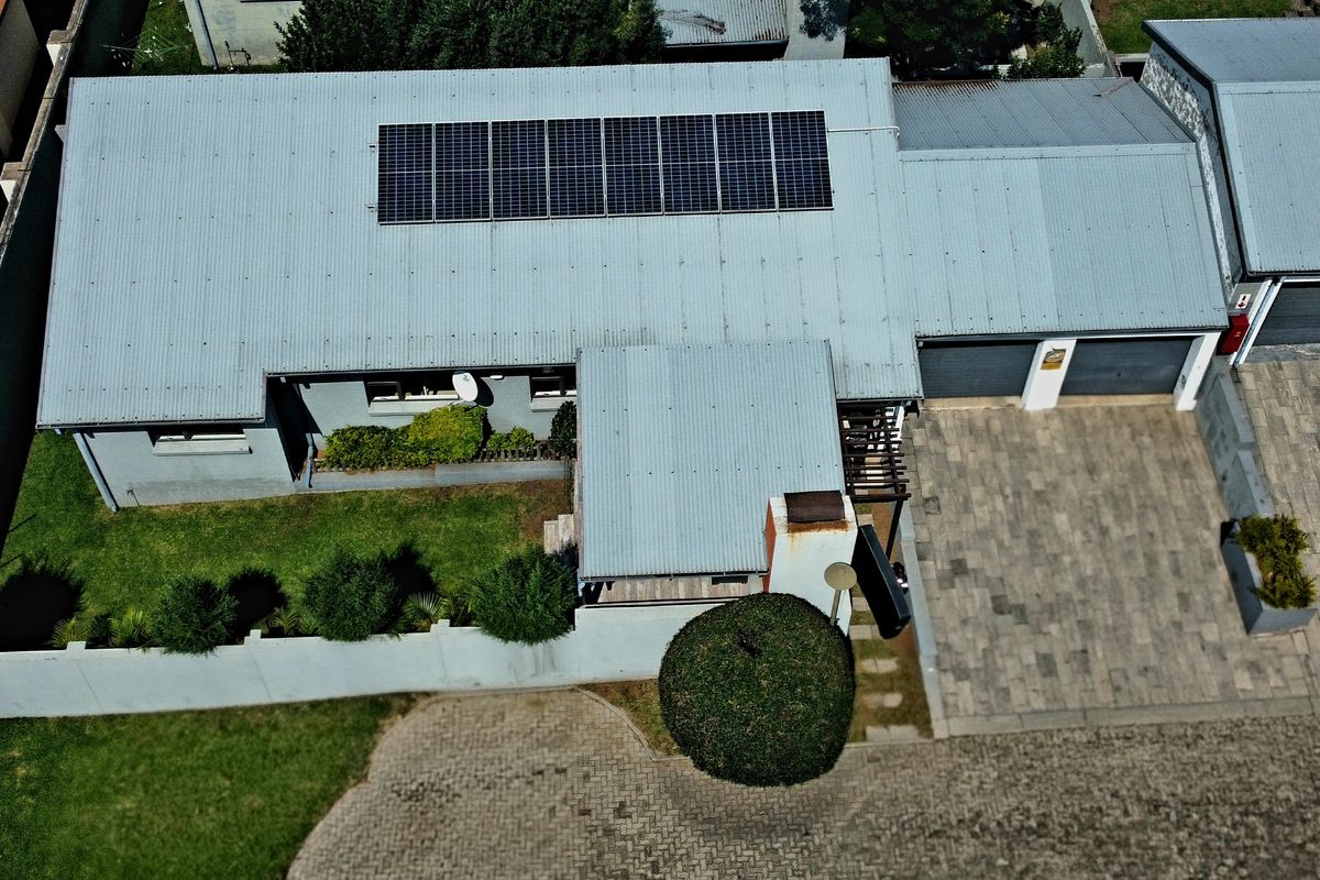 Sophisticated Modern Living: Premier 3-Bedroom Residence in Ben Fleur - Photo 3