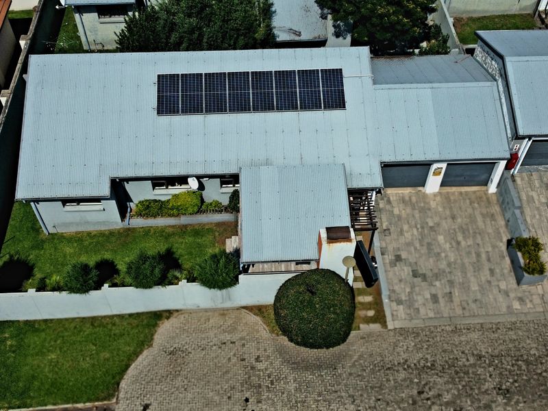 Sophisticated Modern Living: Premier 3-Bedroom Residence in Ben Fleur - Photo 3