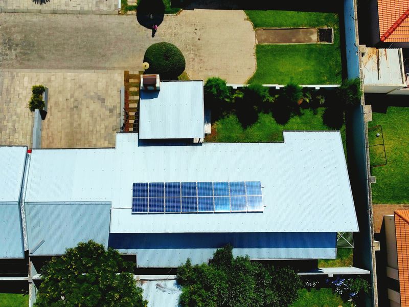 Sophisticated Modern Living: Premier 3-Bedroom Residence in Ben Fleur - Photo 2