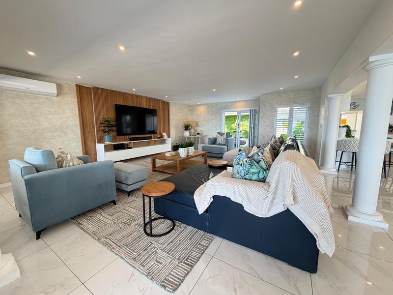 Exclusive Dual-Residence Coastal Retreat with Panoramic Ocean Views - Photo 2